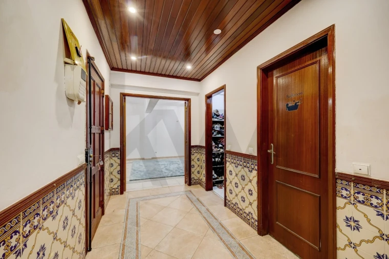 Apartamento T2 para Venda em Massamá e Monte Abraão Foto 18