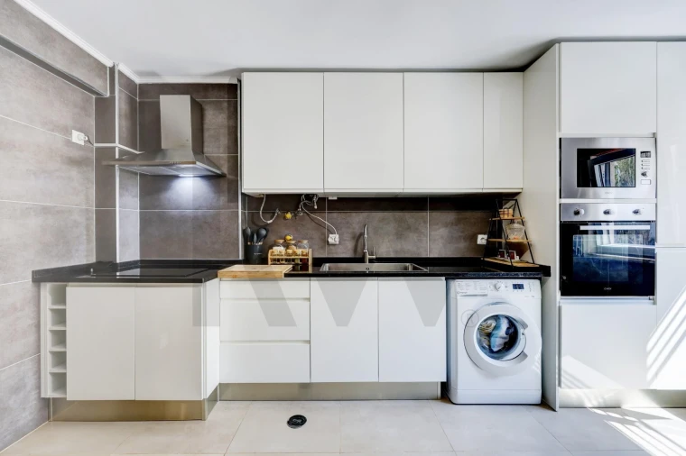 Apartamento T2 para Venda em Massamá e Monte Abraão Foto 4
