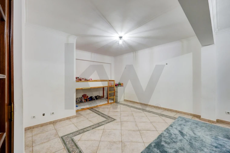 Apartamento T2 para Venda em Massamá e Monte Abraão Foto 12