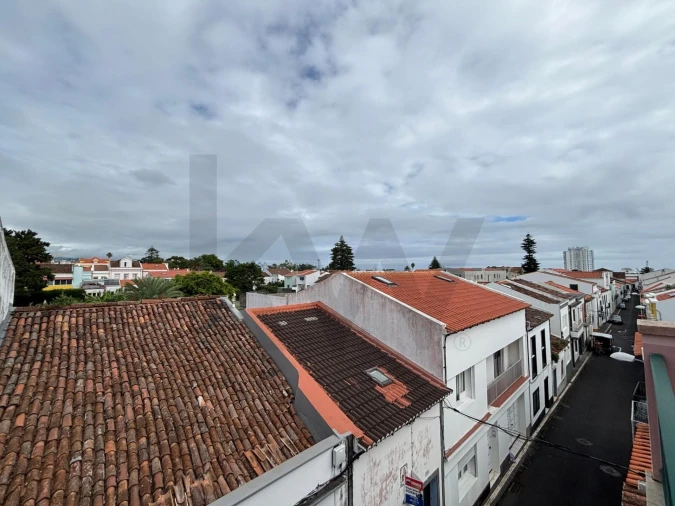Moradia T4 para Venda em Ponta Delgada (São Sebastião) Foto 15