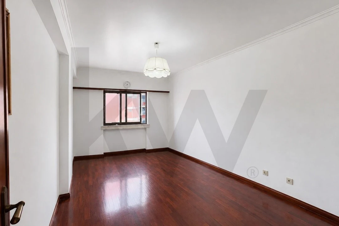 Apartamento T2 para Arrendamento em Cacém e São Marcos Foto 13