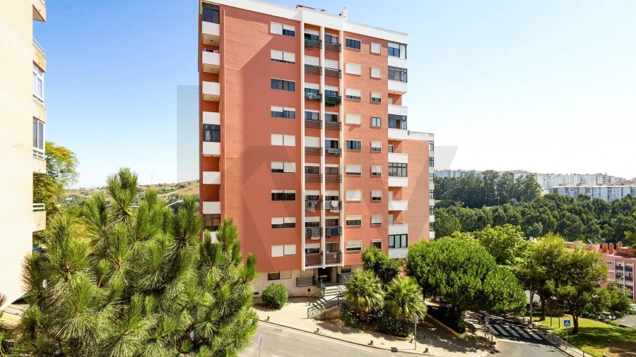 Apartamento T2 para Arrendamento em Cacém e São Marcos