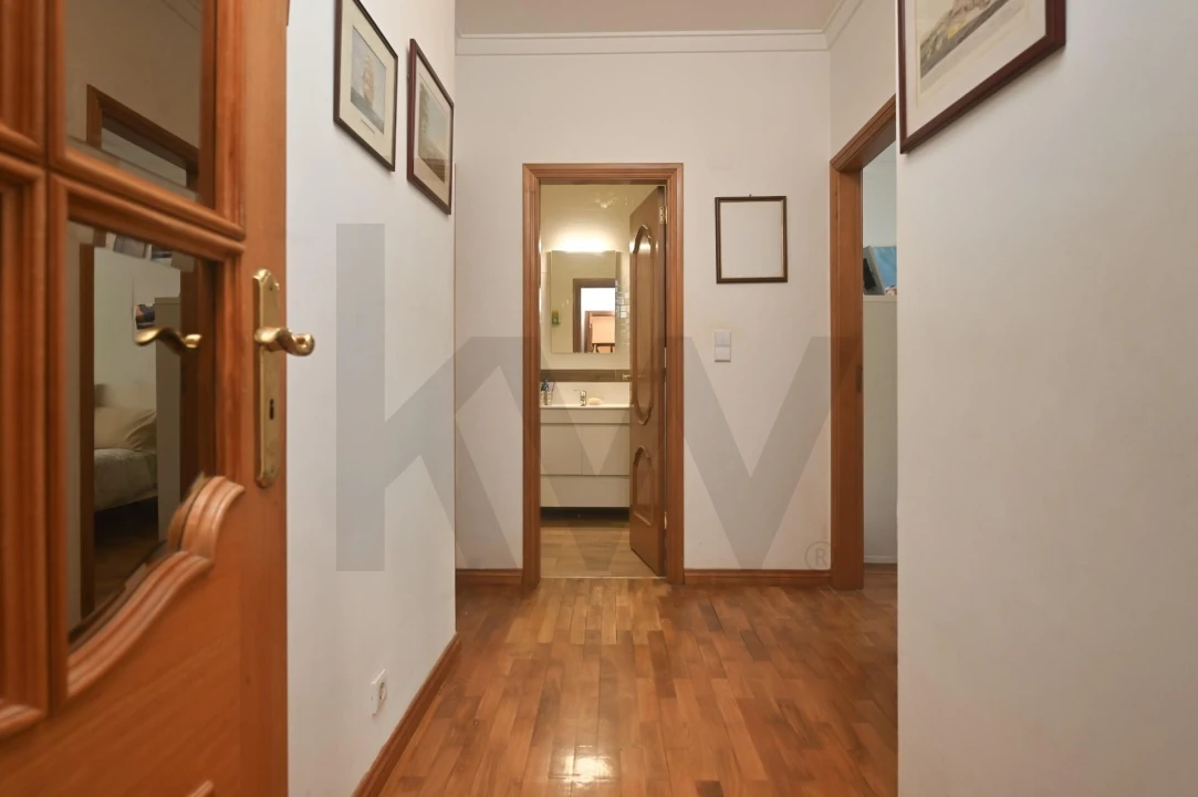 Apartamento T3 para Venda em Porto Salvo Foto 11
