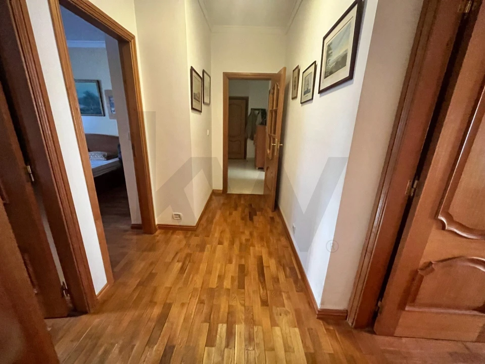 Apartamento T3 para Venda em Porto Salvo Foto 6