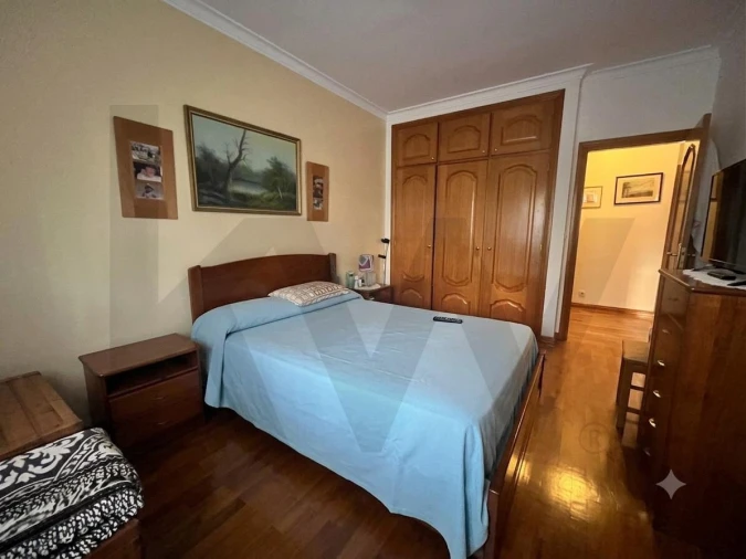 Apartamento T3 para Venda em Porto Salvo Foto 11