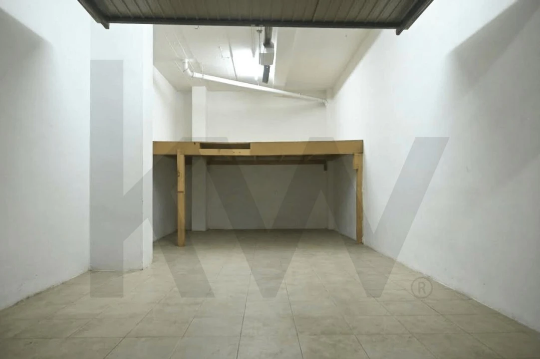 Apartamento T3 para Venda em Porto Salvo Foto 31