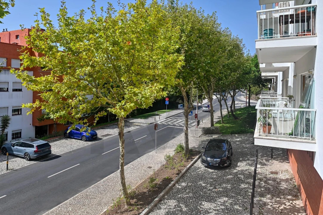 Apartamento T3 para Venda em Porto Salvo Foto 25
