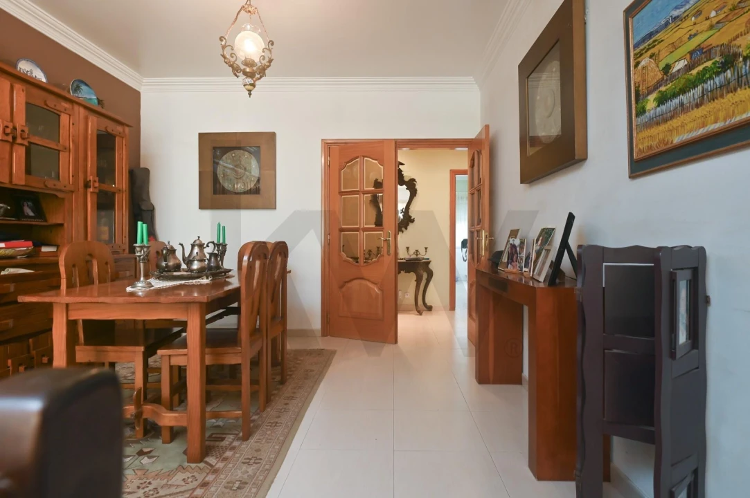 Apartamento T3 para Venda em Porto Salvo Foto 8