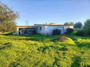 Quinta T2 para Venda em Selmes