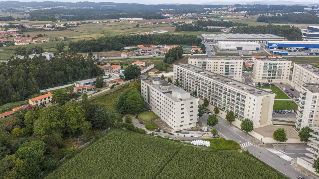 Apartamento T2 para Venda em Vila Nova da Telha Foto 25