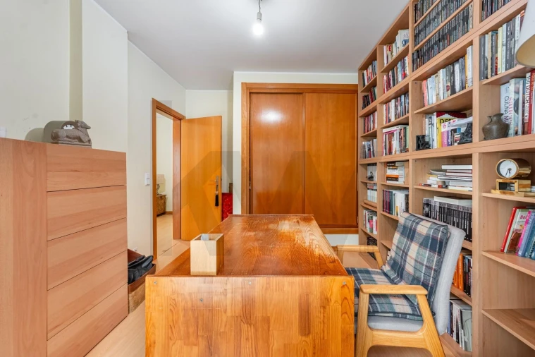 Apartamento T2 para Venda em Vila Nova da Telha Foto 16