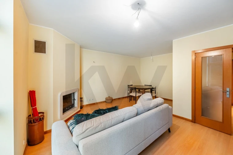 Apartamento T2 para Venda em Vila Nova da Telha Foto 9