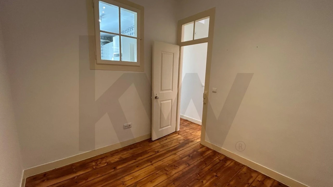 Apartamento T2 para Arrendamento em Misericórdia Foto 29