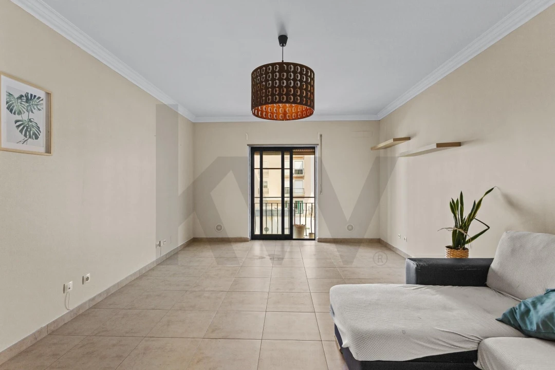 Apartamento T2 para Arrendamento em Mafra Foto 8