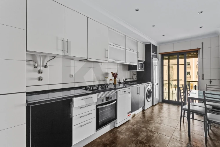Apartamento T2 para Arrendamento em Mafra Foto 10