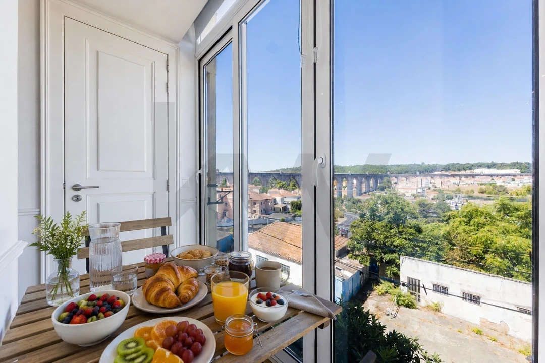 Apartamento T1 para Venda em Campolide Foto 21