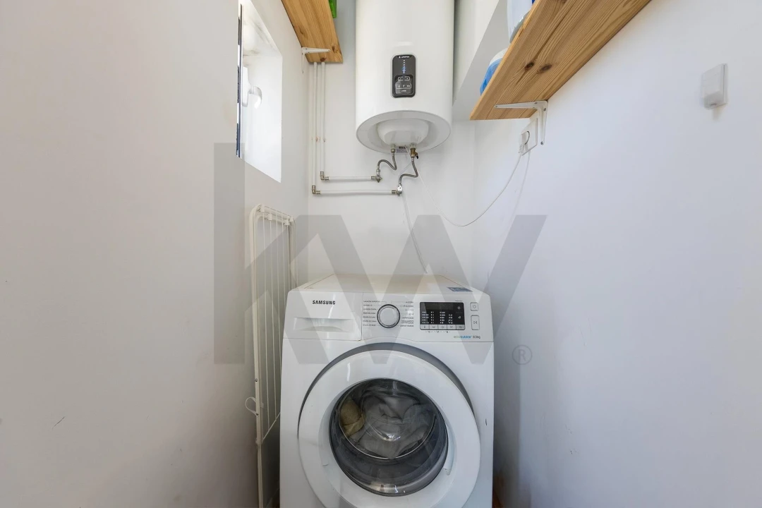 Apartamento T1 para Venda em Campolide Foto 22
