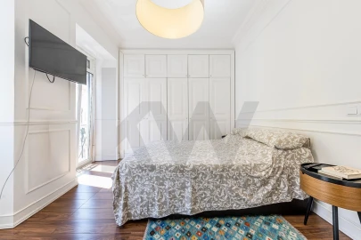 Apartamento T1 para Venda em Campolide