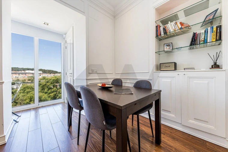 Apartamento T1 para Venda em Campolide Foto 5