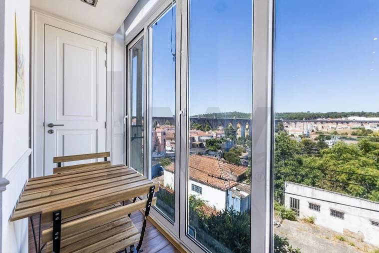Apartamento T1 para Venda em Campolide Foto 20