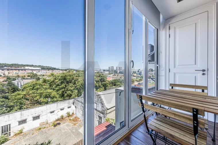 Apartamento T1 para Venda em Campolide Foto 19