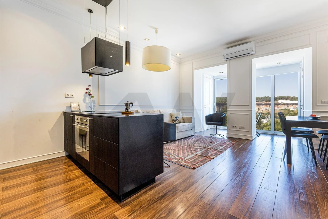 Apartamento T1 para Venda em Campolide Foto 3