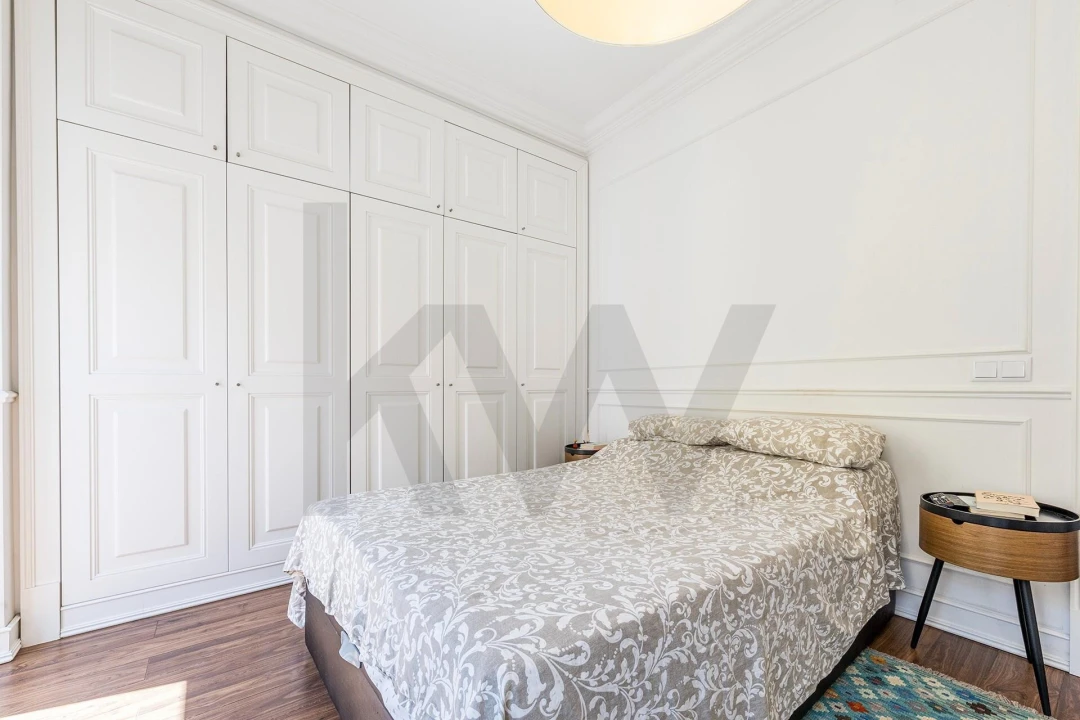 Apartamento T1 para Venda em Campolide Foto 17