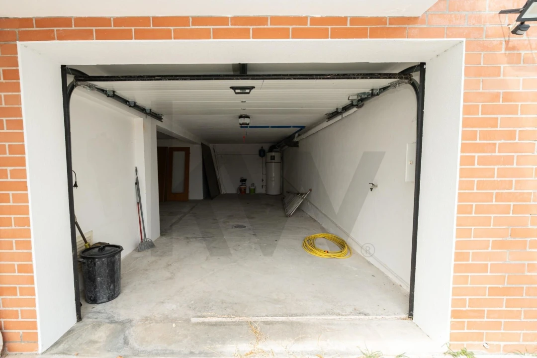 Moradia T5 para Venda em Sé Nova, Santa Cruz, Almedina e São Bartolomeu Foto 37