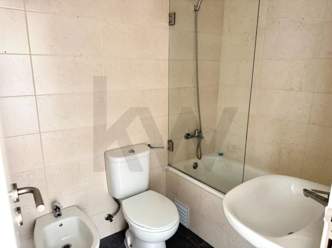 Apartamento T3 para Arrendamento em Oeiras e São Julião da Barra, Paço de Arcos e Caxias Foto 20