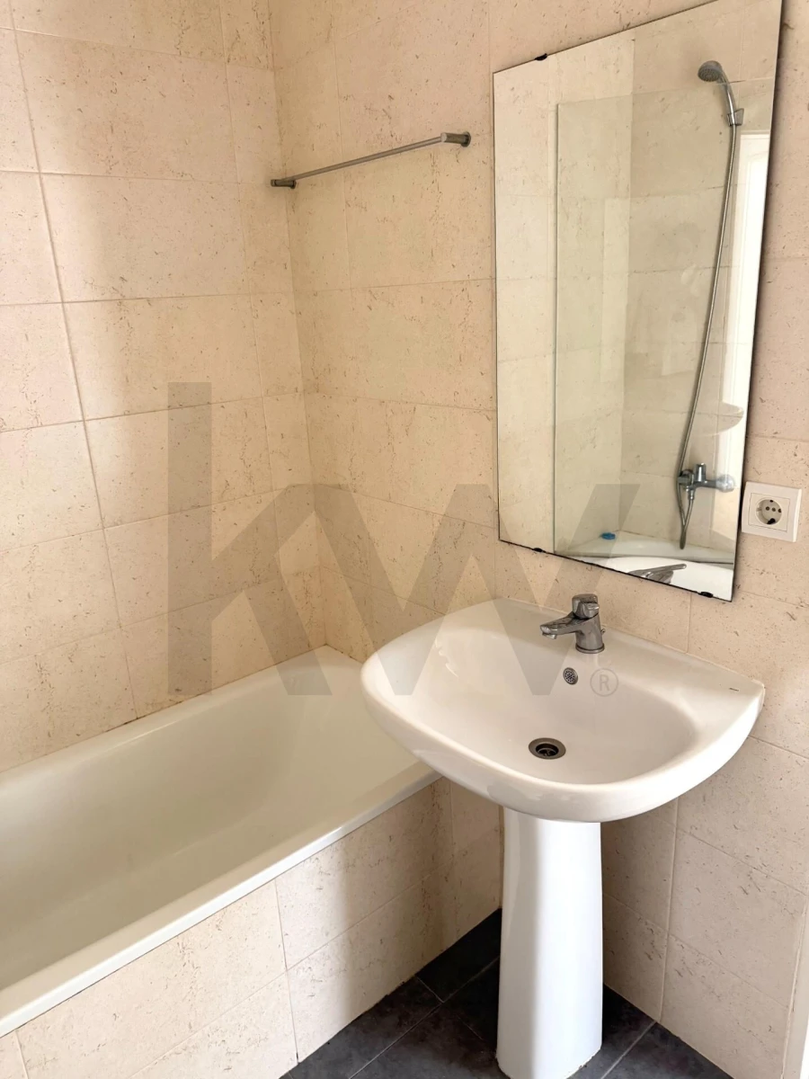 Apartamento T3 para Arrendamento em Oeiras e São Julião da Barra, Paço de Arcos e Caxias Foto 21