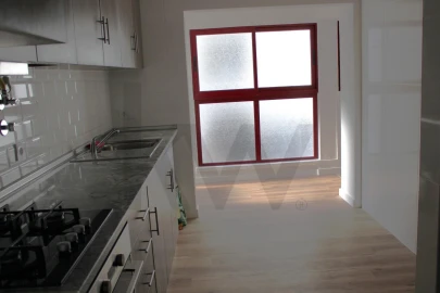 Apartamento T3 para Venda em Malagueira e Horta das Figueiras