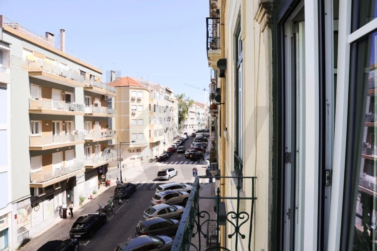 Apartamento T2 para Venda em Santo António Foto 35