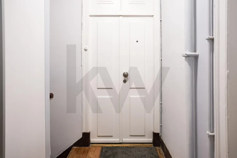 Apartamento T2 para Venda em Santo António Foto 33