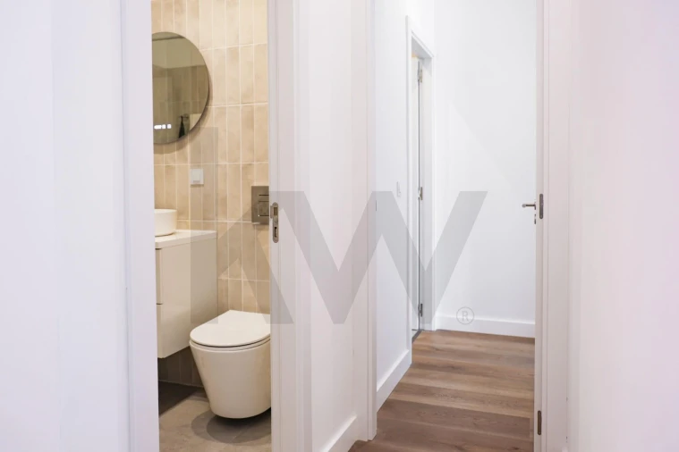 Apartamento T2 para Venda em Santo António Foto 27