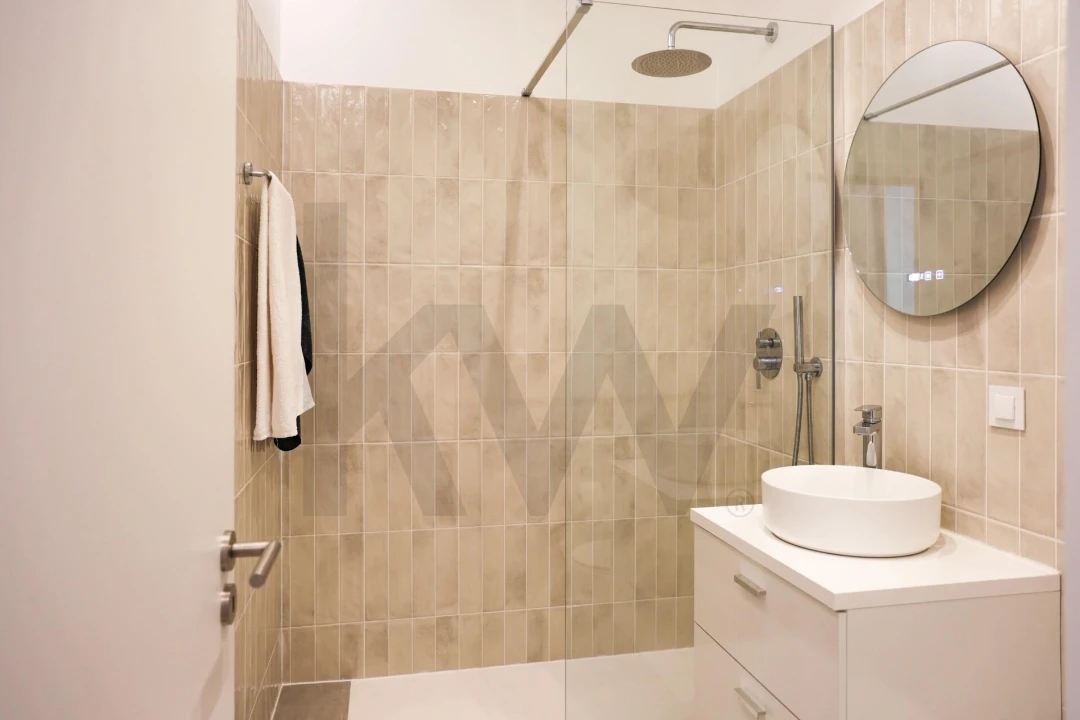 Apartamento T2 para Venda em Santo António Foto 26