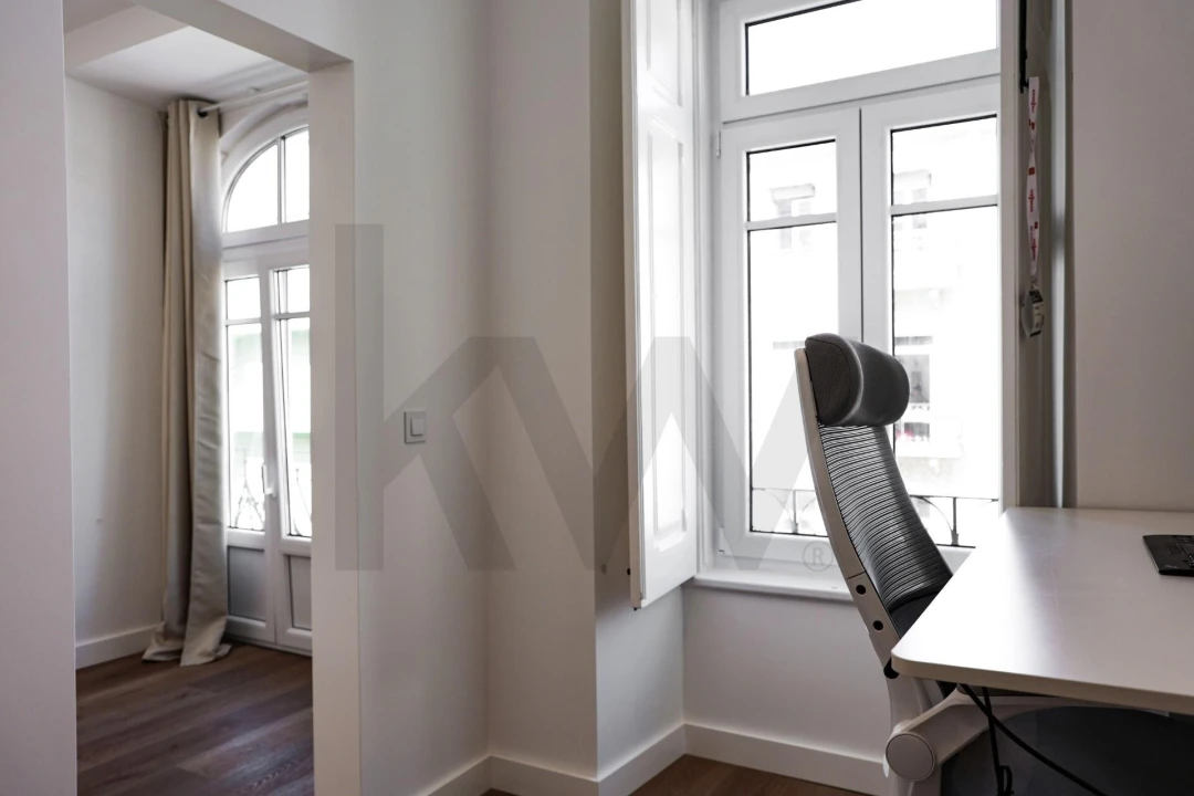 Apartamento T2 para Venda em Santo António Foto 24