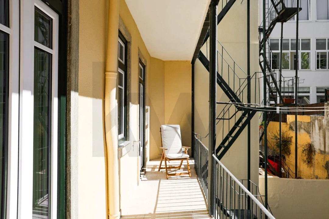 Apartamento T2 para Venda em Santo António Foto 15