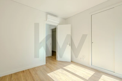 Apartamento T3 para Arrendamento em Algés, Linda-A-Velha e Cruz Quebrada-Dafundo
