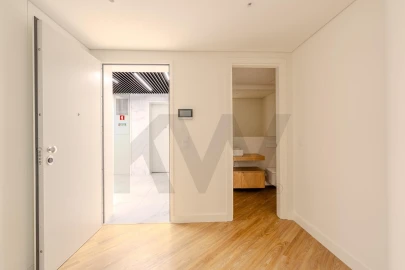 Apartamento T3 para Arrendamento em Algés, Linda-A-Velha e Cruz Quebrada-Dafundo
