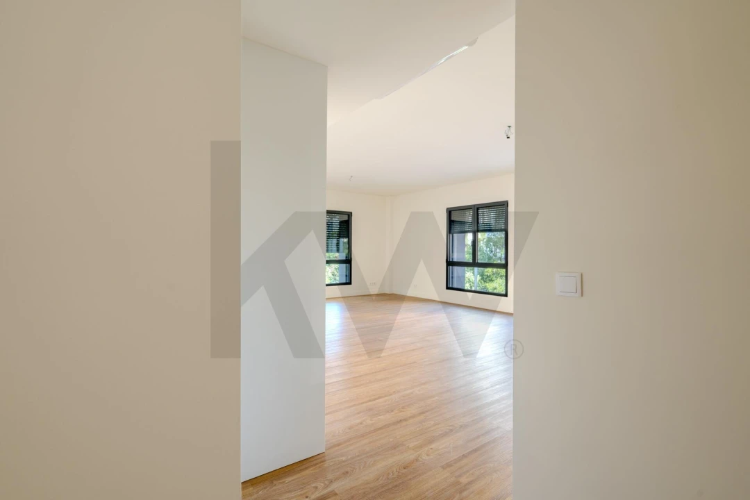 Apartamento T3 para Arrendamento em Algés, Linda-A-Velha e Cruz Quebrada-Dafundo Foto 9