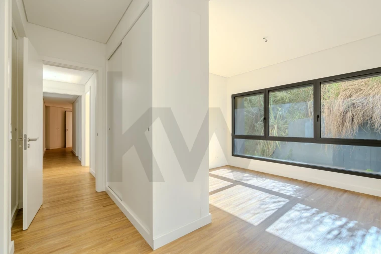 Apartamento T3 para Arrendamento em Algés, Linda-A-Velha e Cruz Quebrada-Dafundo Foto 19