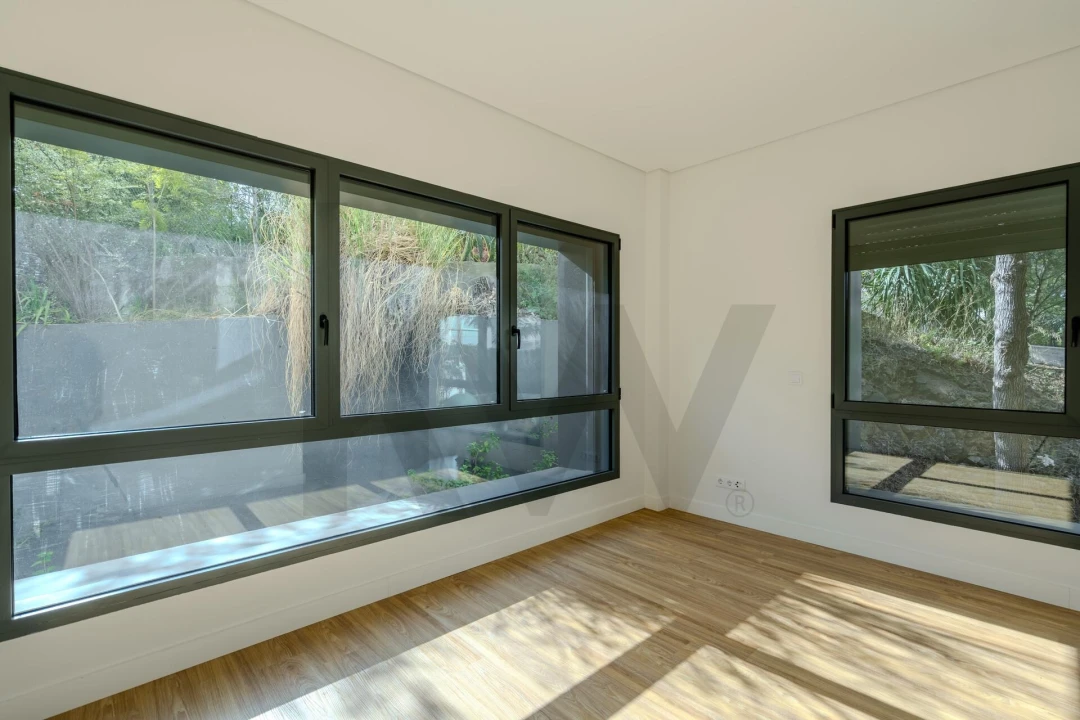 Apartamento T3 para Arrendamento em Algés, Linda-A-Velha e Cruz Quebrada-Dafundo Foto 22
