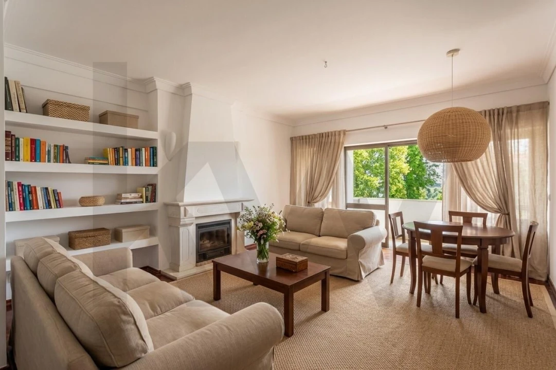 Apartamento T2 para Venda em Areeiro Foto 1
