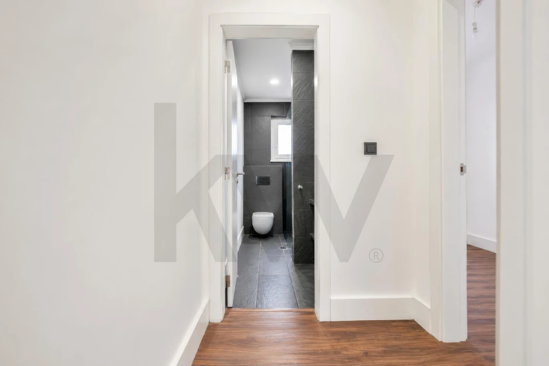 Apartamento T3 para Venda em Campo de Ourique Foto 23