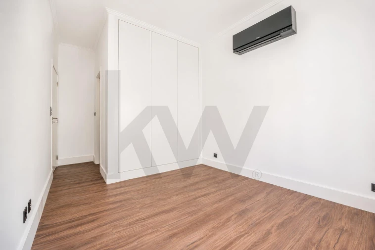 Apartamento T3 para Venda em Campo de Ourique Foto 31