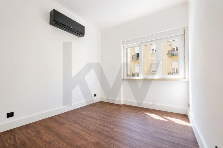 Apartamento T3 para Venda em Campo de Ourique Foto 33