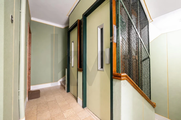 Apartamento T3 para Venda em Campo de Ourique Foto 6