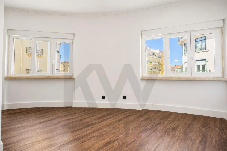 Apartamento T3 para Venda em Campo de Ourique Foto 9