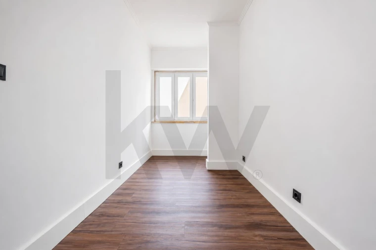 Apartamento T3 para Venda em Campo de Ourique Foto 27