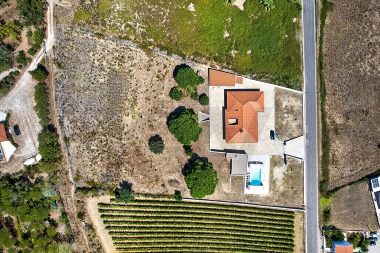 Moradia T5 para Venda em Sobral de Monte Agraço Foto 5